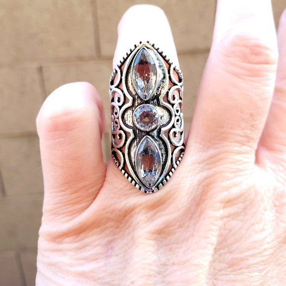 New White Topaz 925 Silver Statement Ring. - Picture 1 of 11
